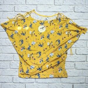 Hayden Los Angeles Lace Up Sleeve Top Size Small NWT